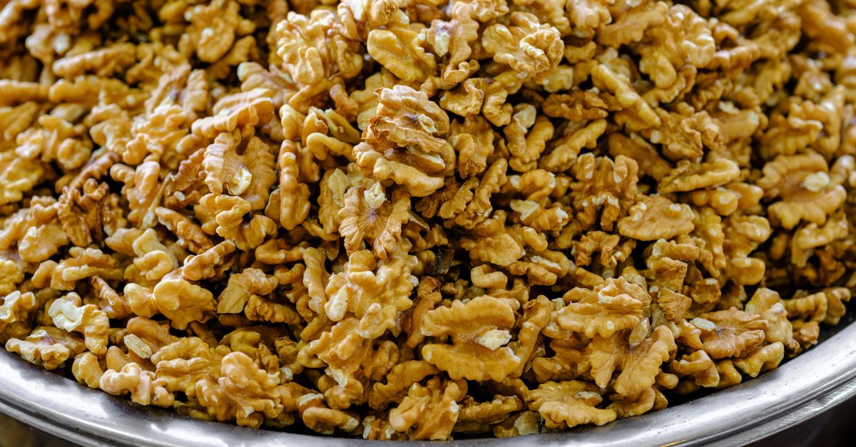Boost Your Brain: The Top Foods for Memory and Cognitive Health