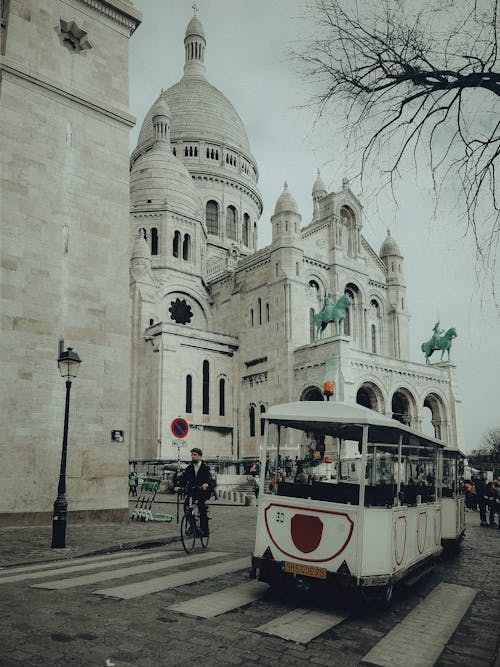 Foto profissional grátis de basílica menor, capela, católico