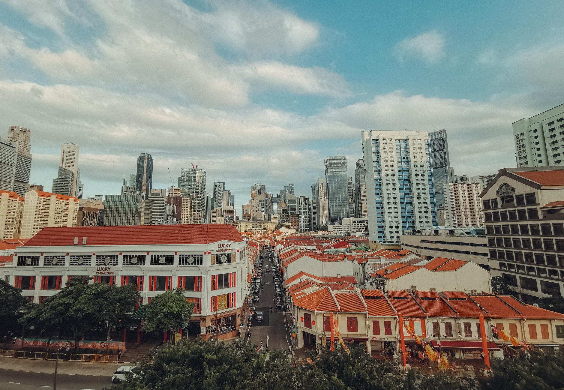 MAS S$NEER Tightening vs Fed Hawkishness: What Singapore Investors Should Do Now