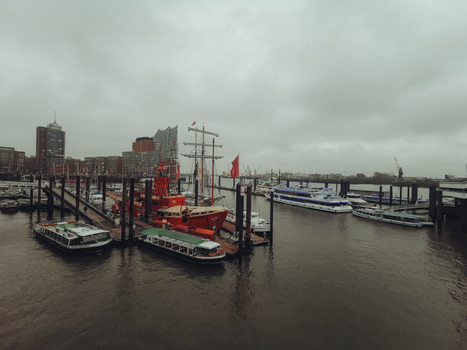 Reeperbahn Beatles and nightlife — Hamburg