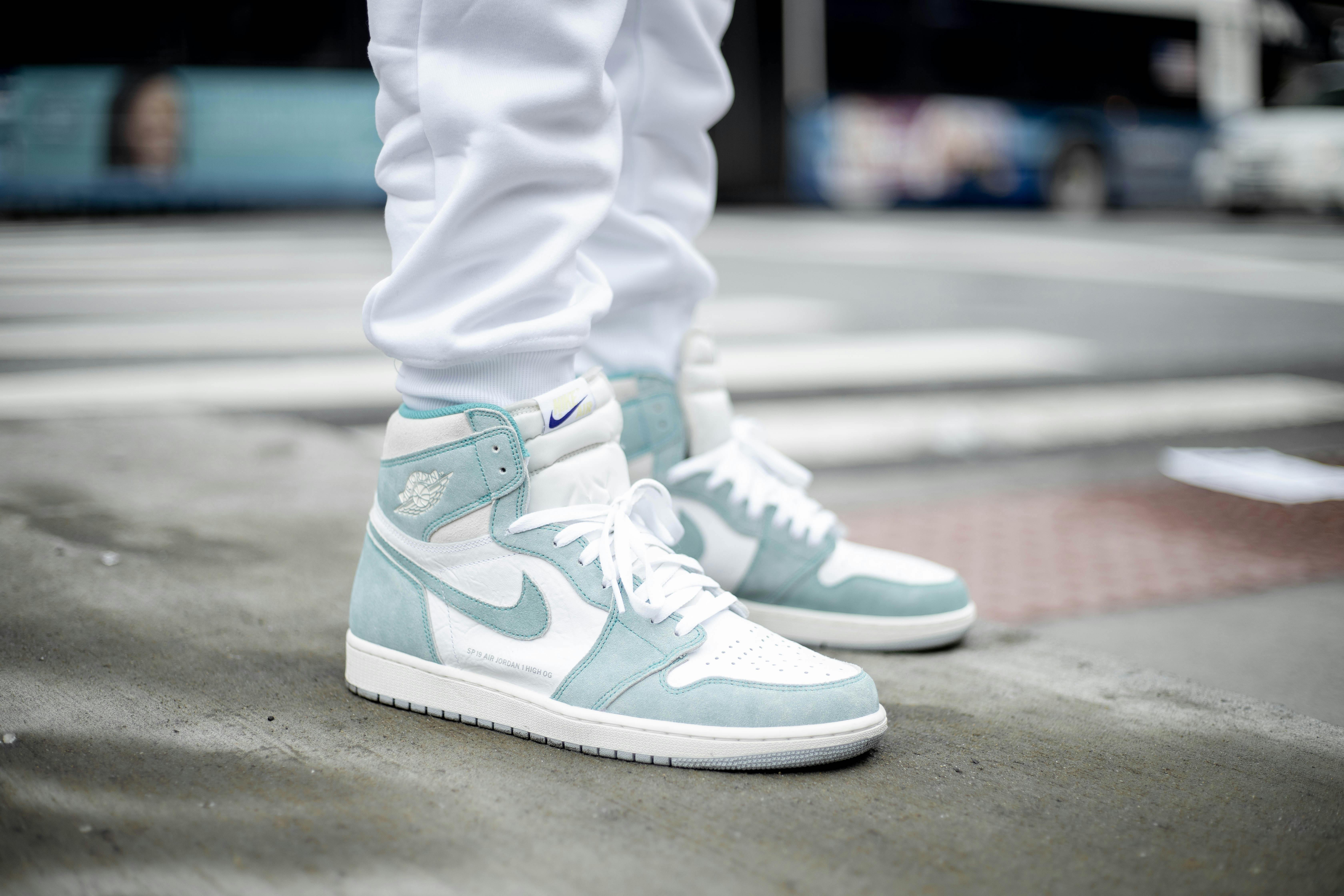 Air Jordan 1 Photos, Download The BEST Free Air Jordan 1 Stock Photos ...