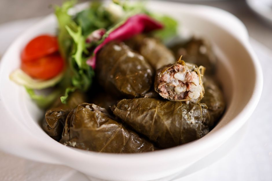Leek stuffed with rice and meat