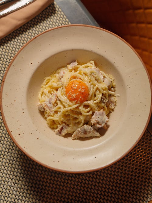 Ilmainen kuvapankkikuva tunnisteilla ateria, carbonara, lautanen