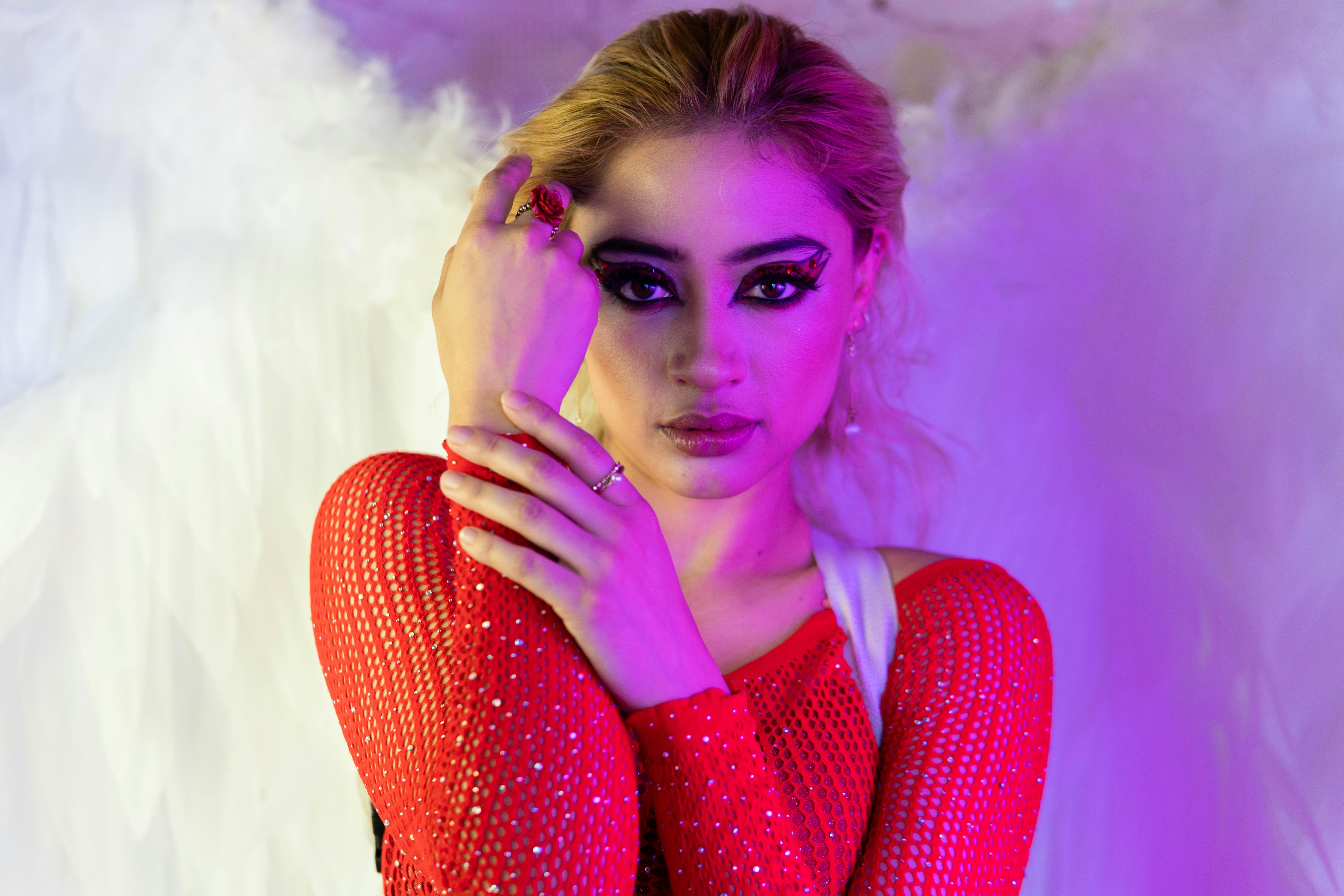celebrity news, pop culture trends, entertainment industry, celebrity lifestyle, music awards, Celebrity & pop culture — Phot