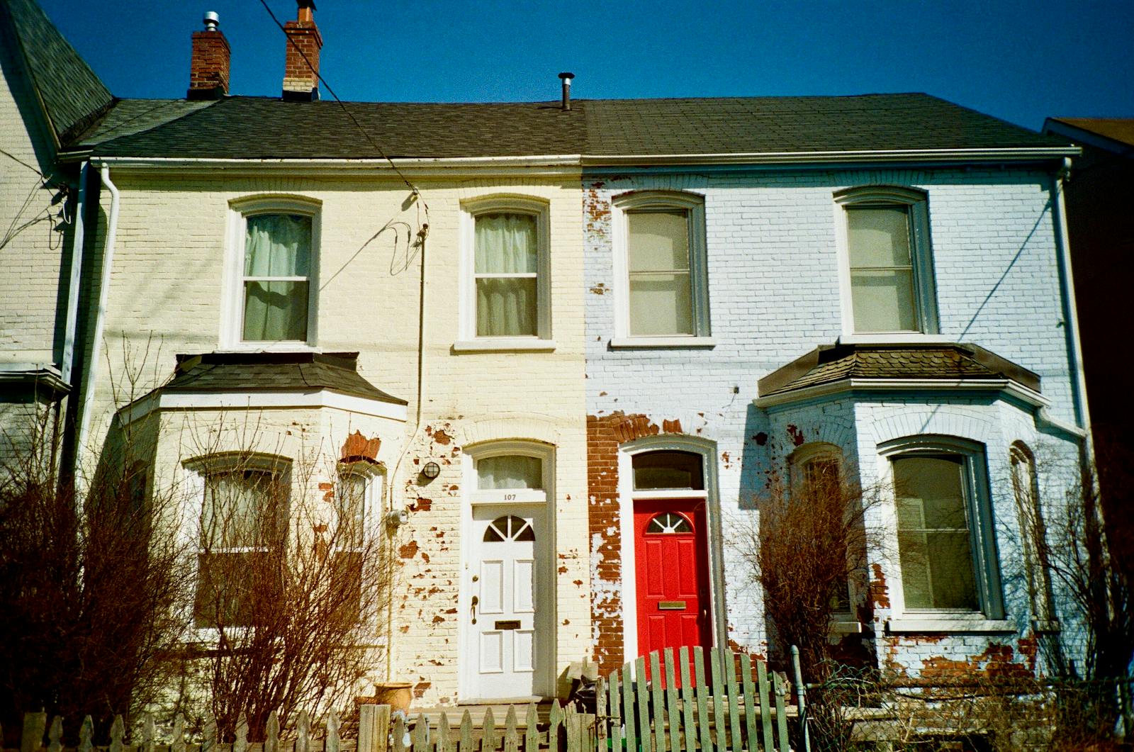 🏠 Is Buying a Duplex in Ottawa a Smart Investment in 2025?