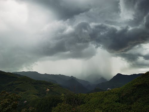 Ingyenes stockfotó eső, esős időjárás, felhős ég témában