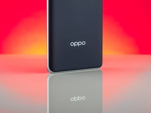 Product Shot of a OPPO Smartphone 