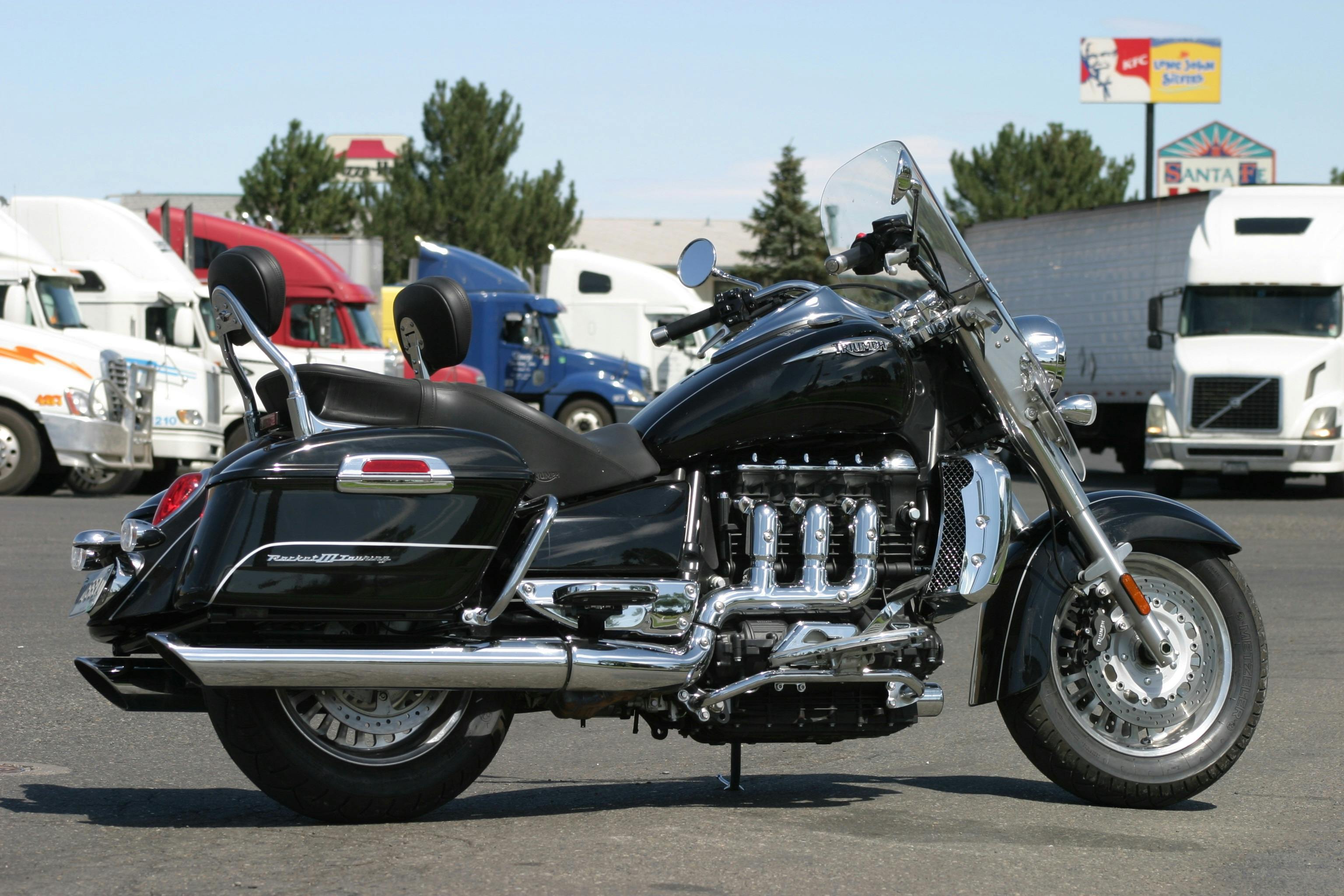 motorcycles & powersports s.r.o powersports motorcycles for sale — Photo by alastair walker on Pexels