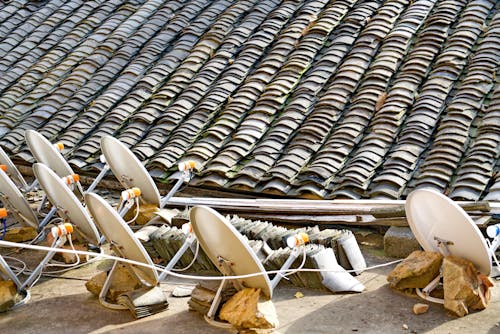 Imagine de stoc gratuită din acoperiș, antene, câmp