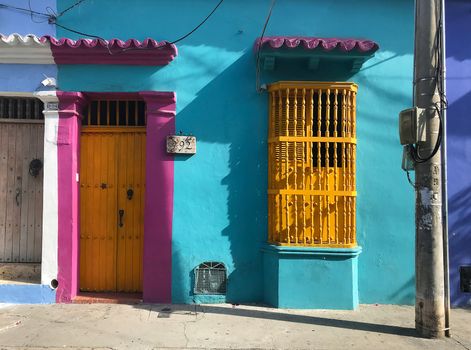 Getsemaní street art and salsa night — Cartagena