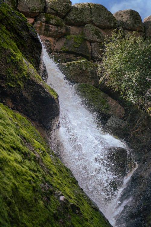 Waterfall on Rockside