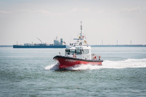 araç, bd tekne, deniz içeren Ücretsiz stok fotoğraf