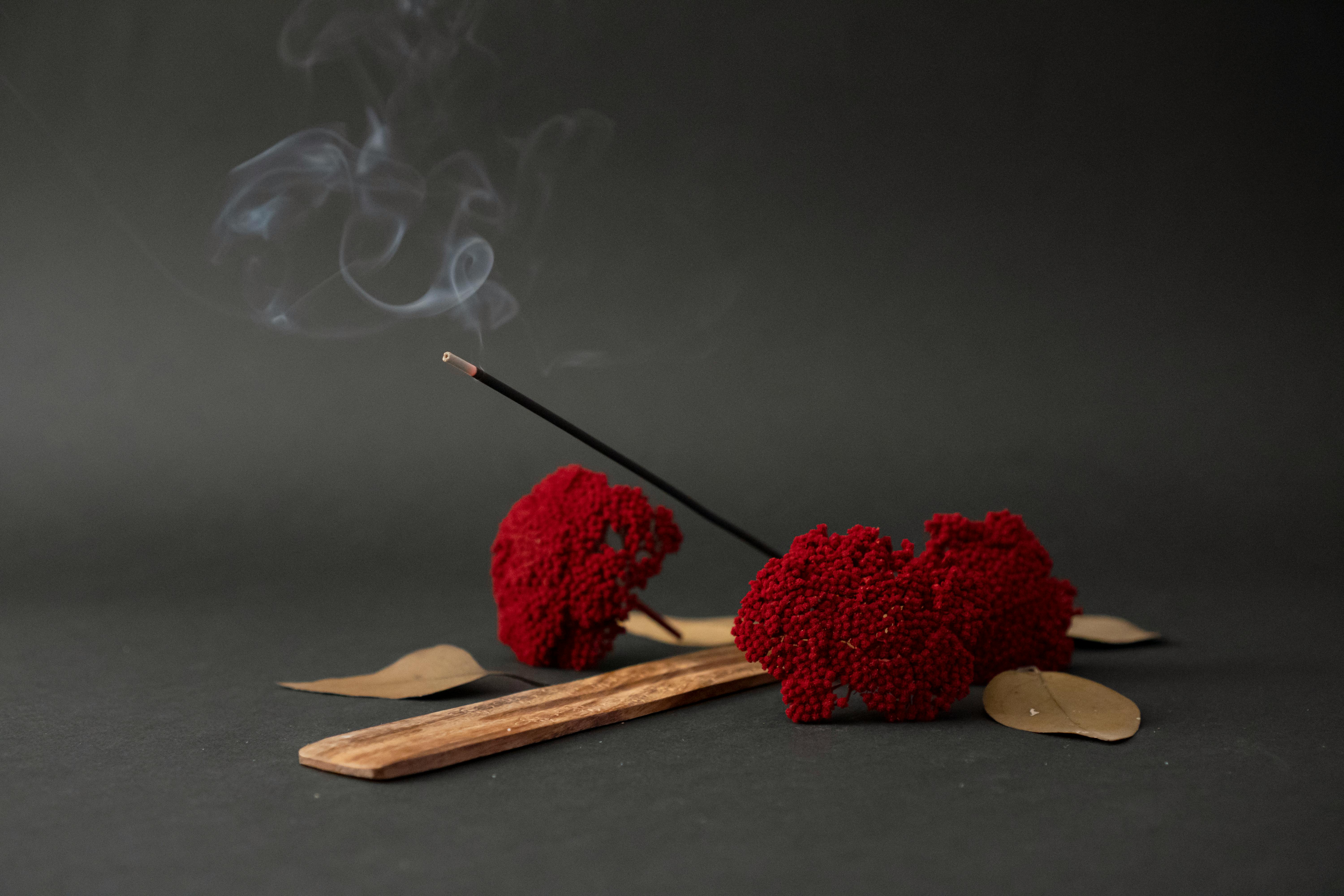 Unexpected Benefits of Scented Candles You Never Knew