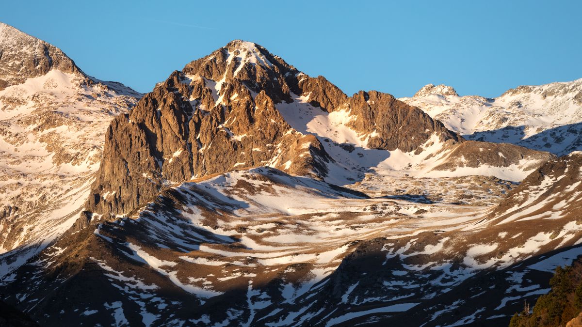Randonnées incontournables dans les pyrénées - illustration
