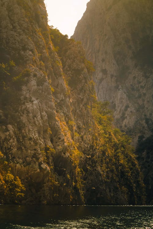 垂直ショット, 山岳, 岩の無料の写真素材
