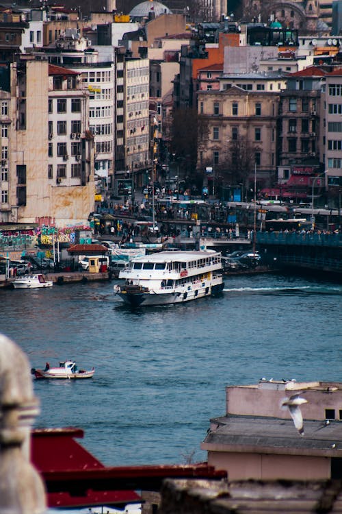 Fotos de stock gratuitas de barcos, Bloque de pisos, ciudad