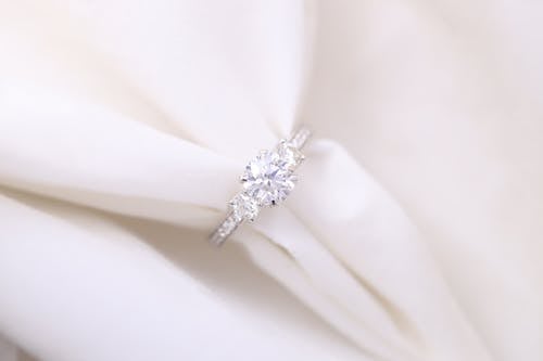 Real Diamond RING Fine Photography