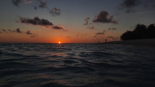 Ilmainen kuvapankkikuva tunnisteilla kaunis auringonlasku, kultainen auringonlasku, malediivit