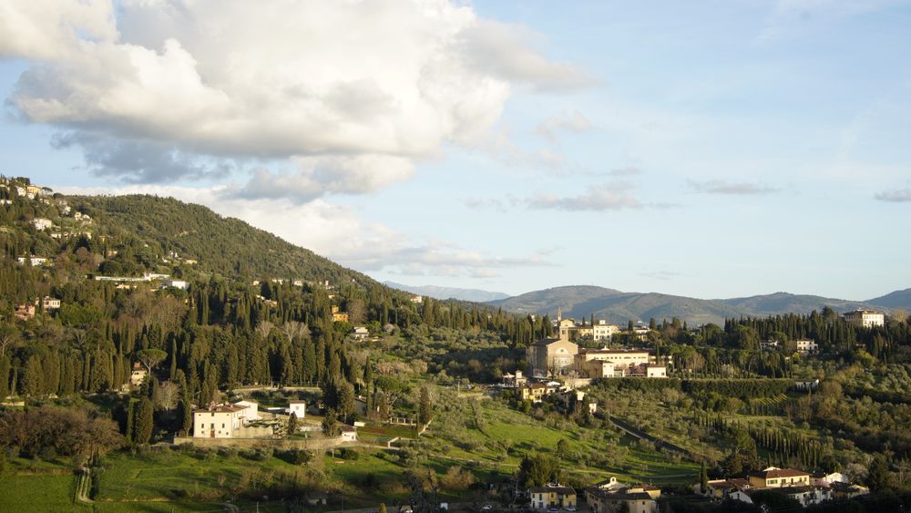 Dealurile toscane de la Fiesole, deasupra Florenței