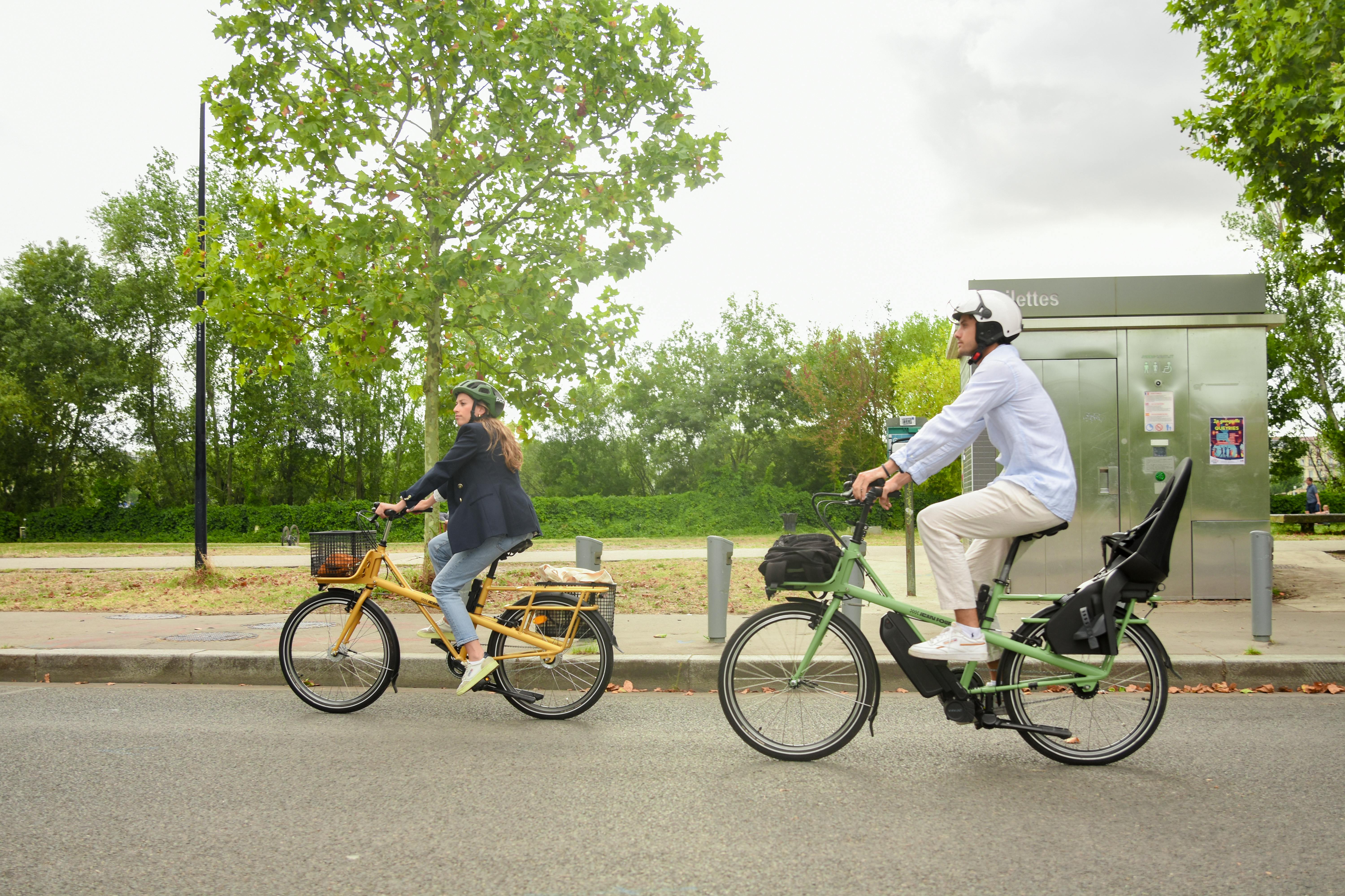 How Folding Ebikes Are Changing Urban Mobility — Photo by Jean Fourche on Pexels