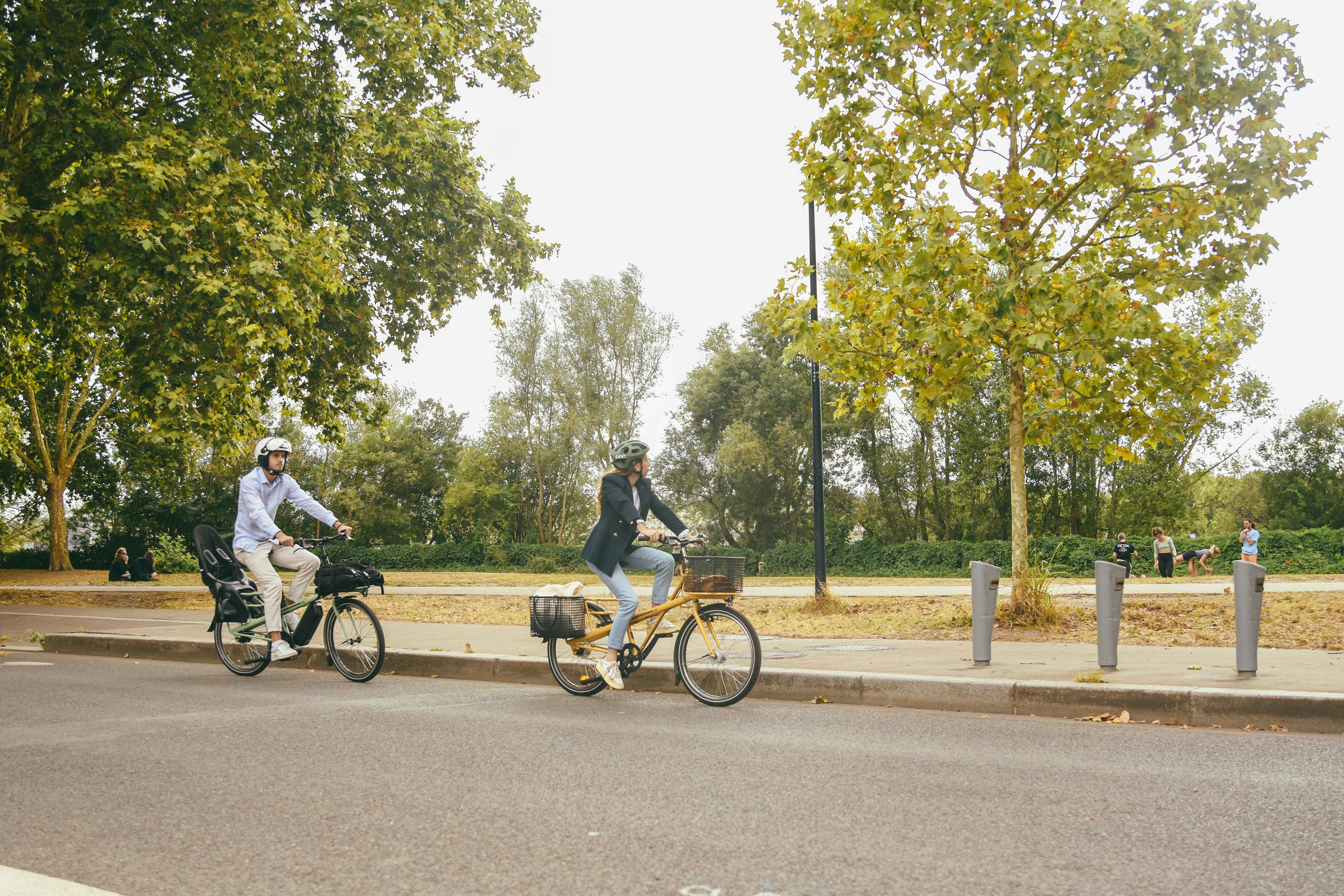 How Folding Ebikes Are Changing Urban Mobility — Photo by Jean Fourche on Pexels