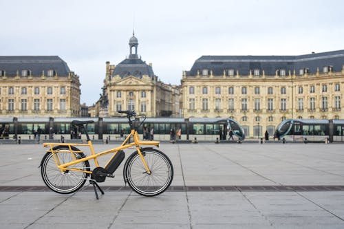 Imagine de stoc gratuită din bicicletă, electric, galben