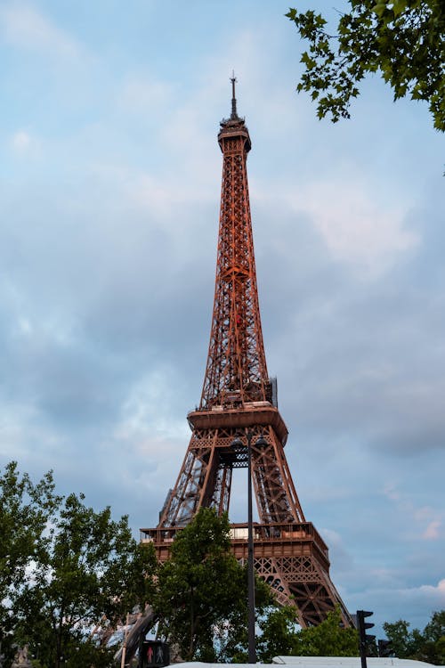 Безкоштовне стокове фото на тему «вертикальні постріл, горизонт, Ейфелева вежа»