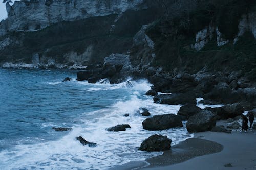 Foto stok gratis batu, gelombang, laut