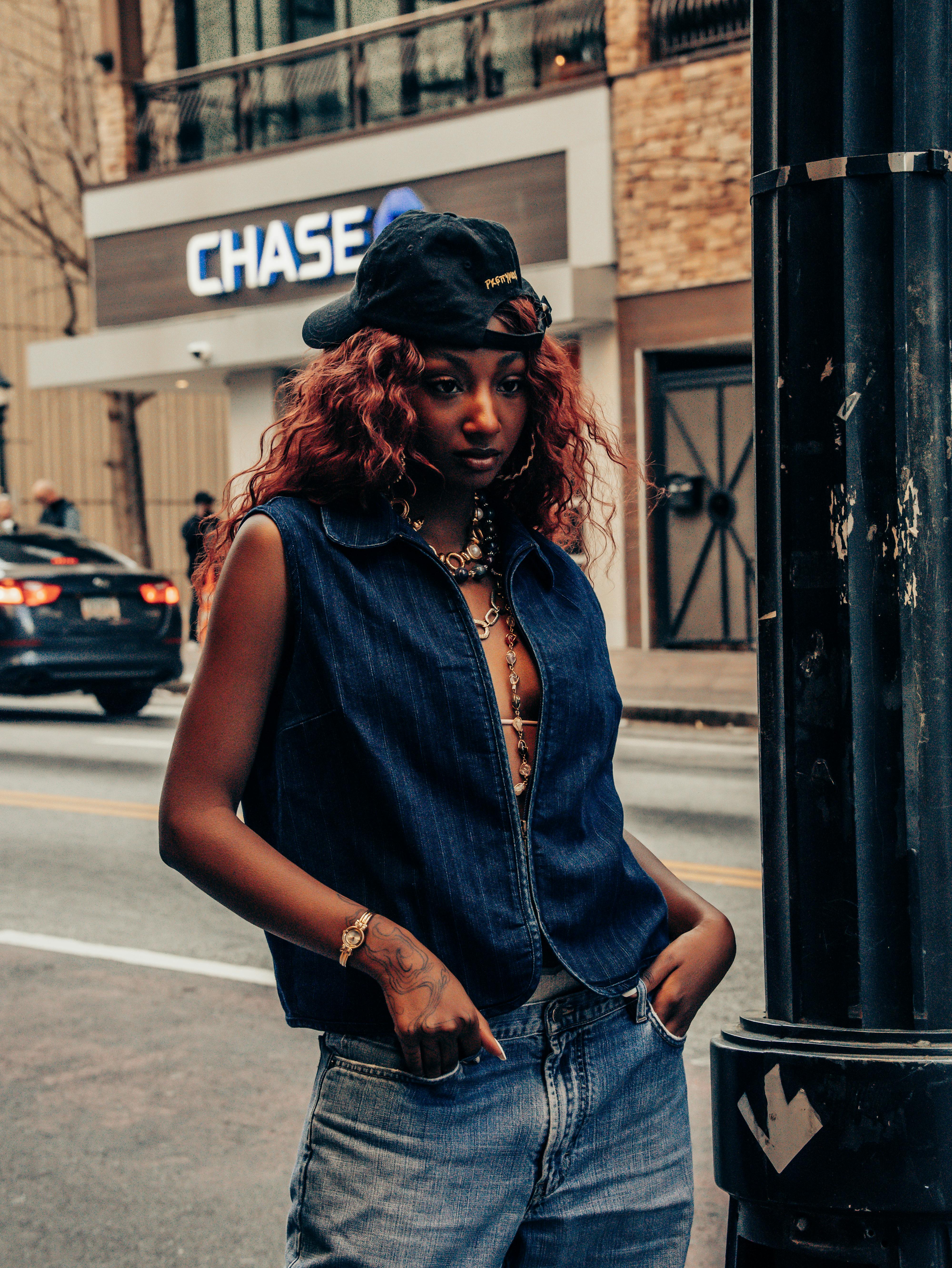 Kostenlos Kostenloses Stock Foto zu 90er stil, atlanta, blaue jeans Stock-Foto