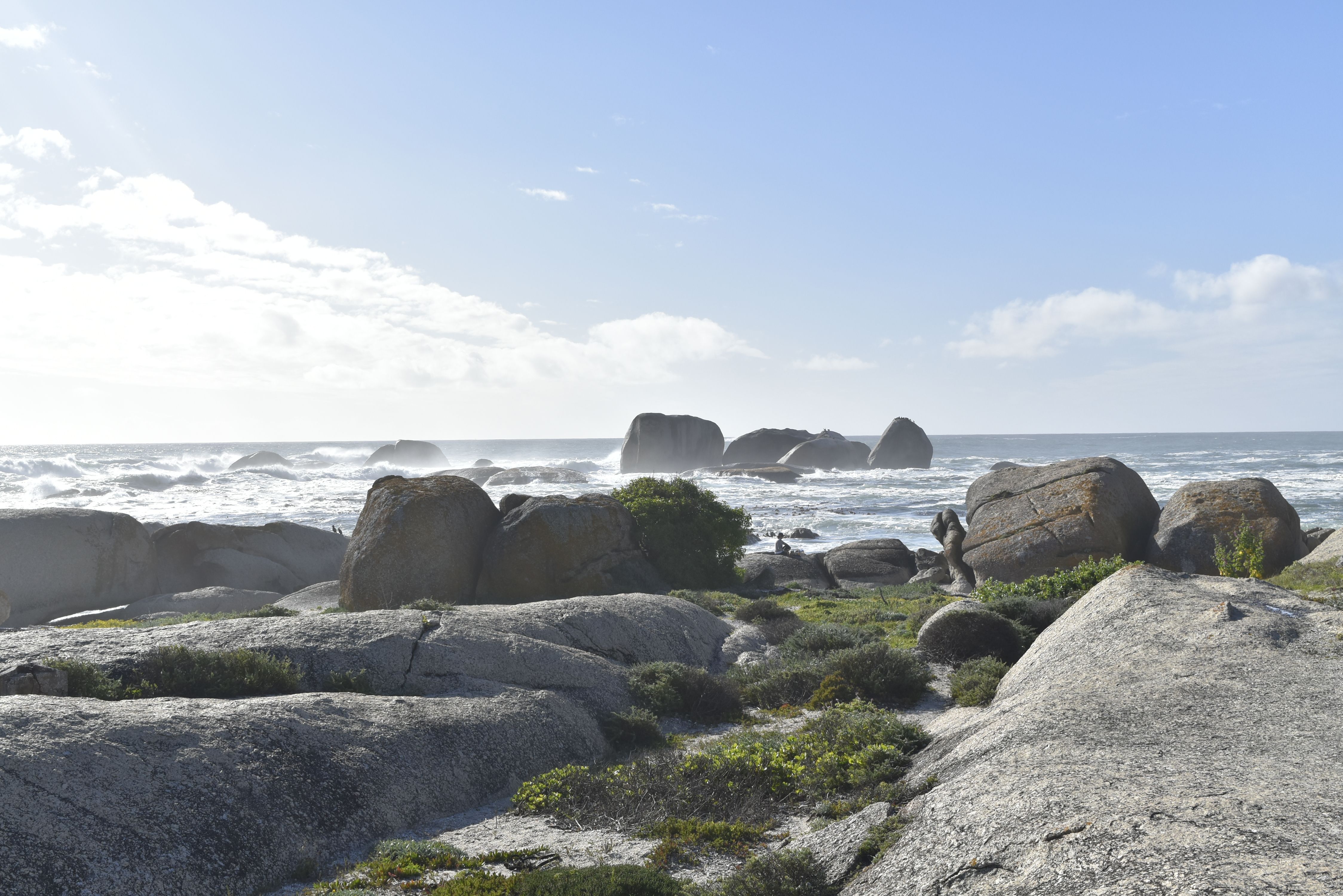 Parcourir la passerelle de Boulders à l’ouverture