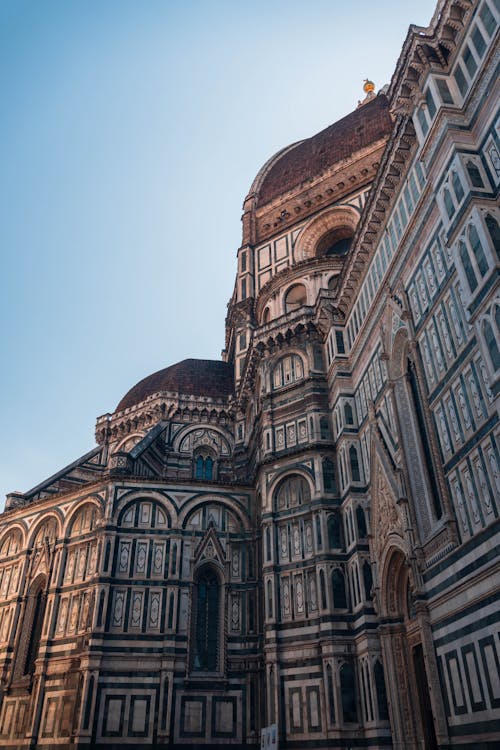 The cathedral of florence is shown in this photo