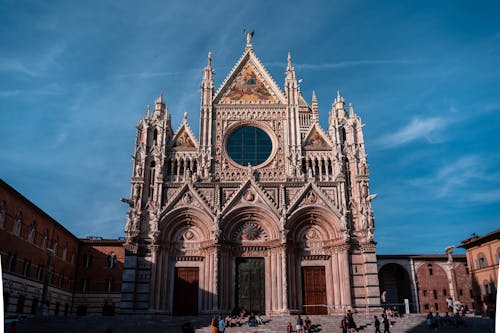 Tourists at Siena Cathedral