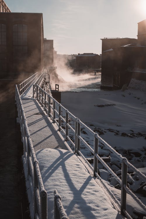 Kostnadsfri bild av byggnader, gångstig, kall