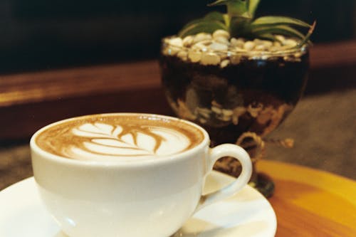 Základová fotografie zdarma na téma caffè latte, caffè latte art, hrnek na kávu