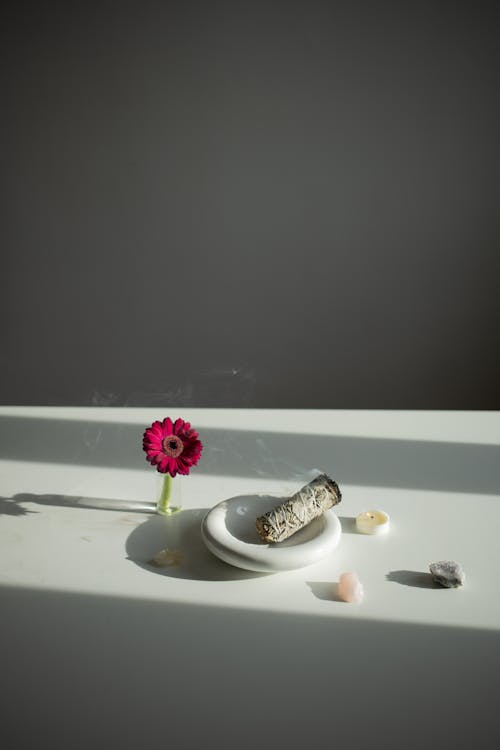 Immagine gratuita di aromaterapia, candele, cristalli