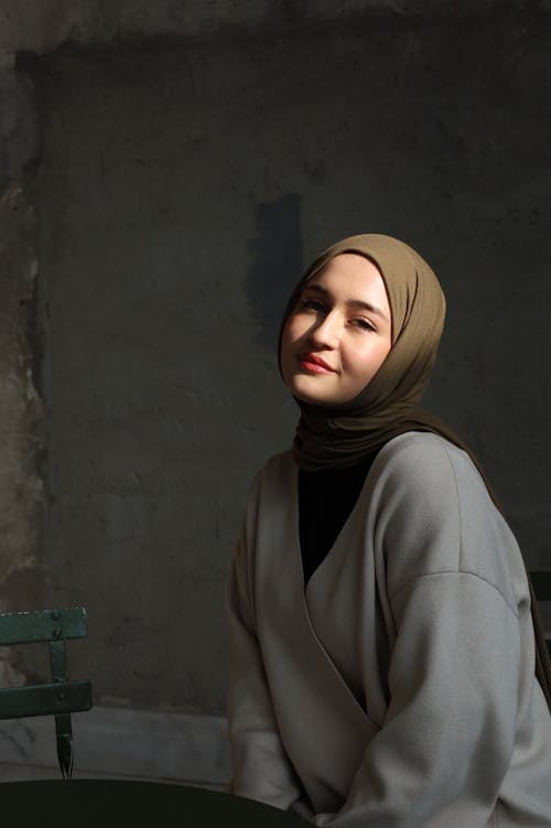 Kostenloses Stock Foto zu frau, hijab, kopftuch