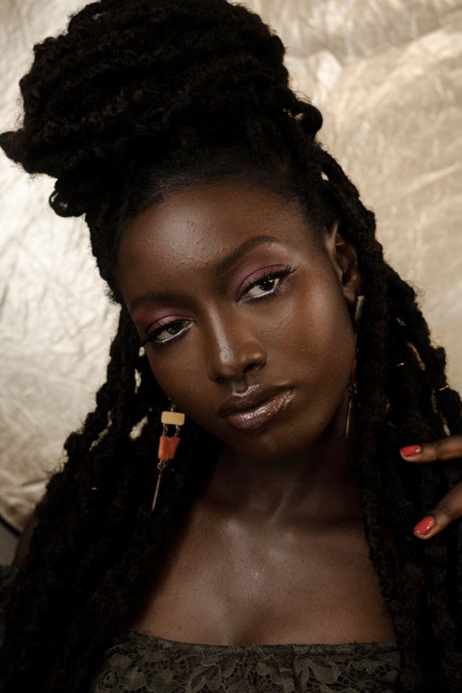 Ebony Models Photos, Download The BEST Free Ebony Models Stock Photos