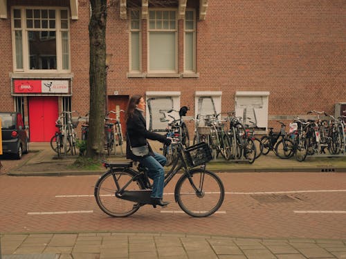 單車騎士, 城市, 城市街道 的 免费素材图片