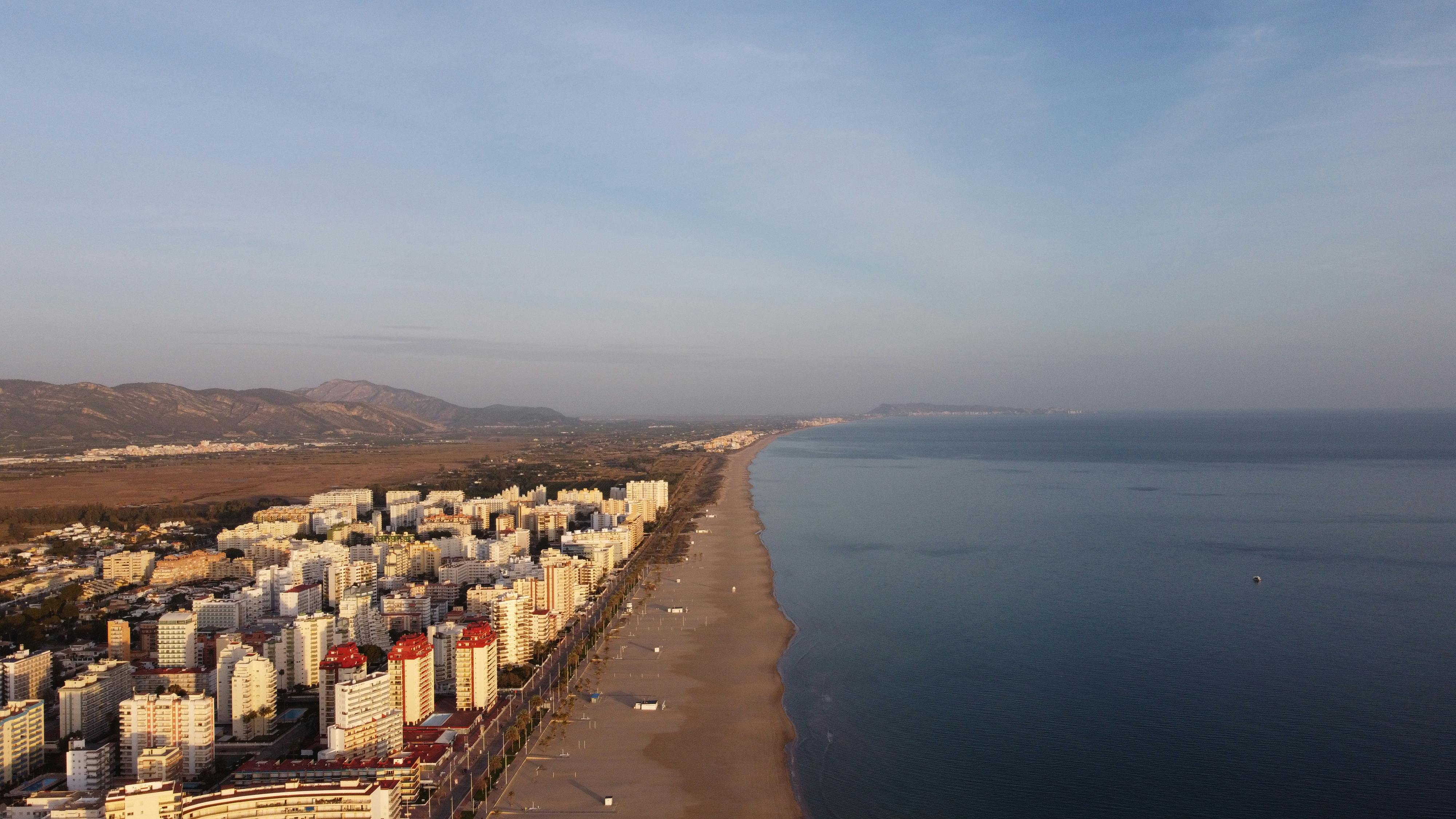 gandia beach in the morning