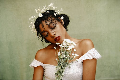 Gratis lagerfoto af afrikansk kvinde, blomster, bryllup
