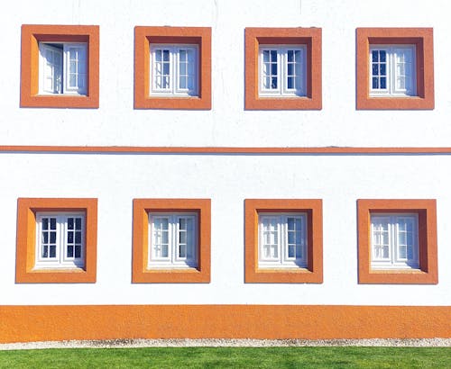 Kostnadsfri bild av byggnad, fönster, solbelyst