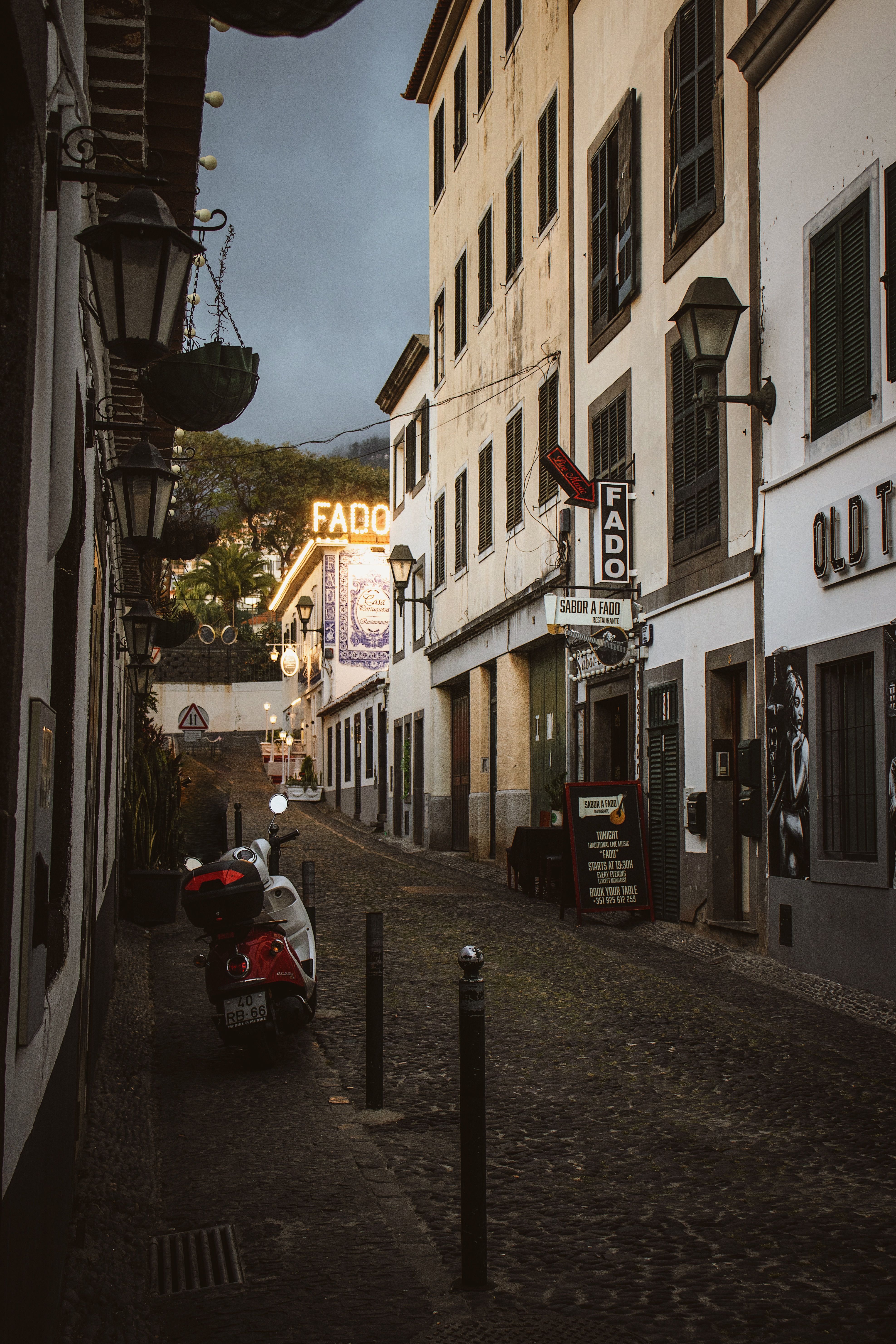 "Fado Iluminado" bringt Musik und Tanz in den Torre dos Alcoforados