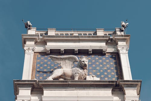 Gratis stockfoto met attractie, blauwe lucht, buitenkant van het gebouw