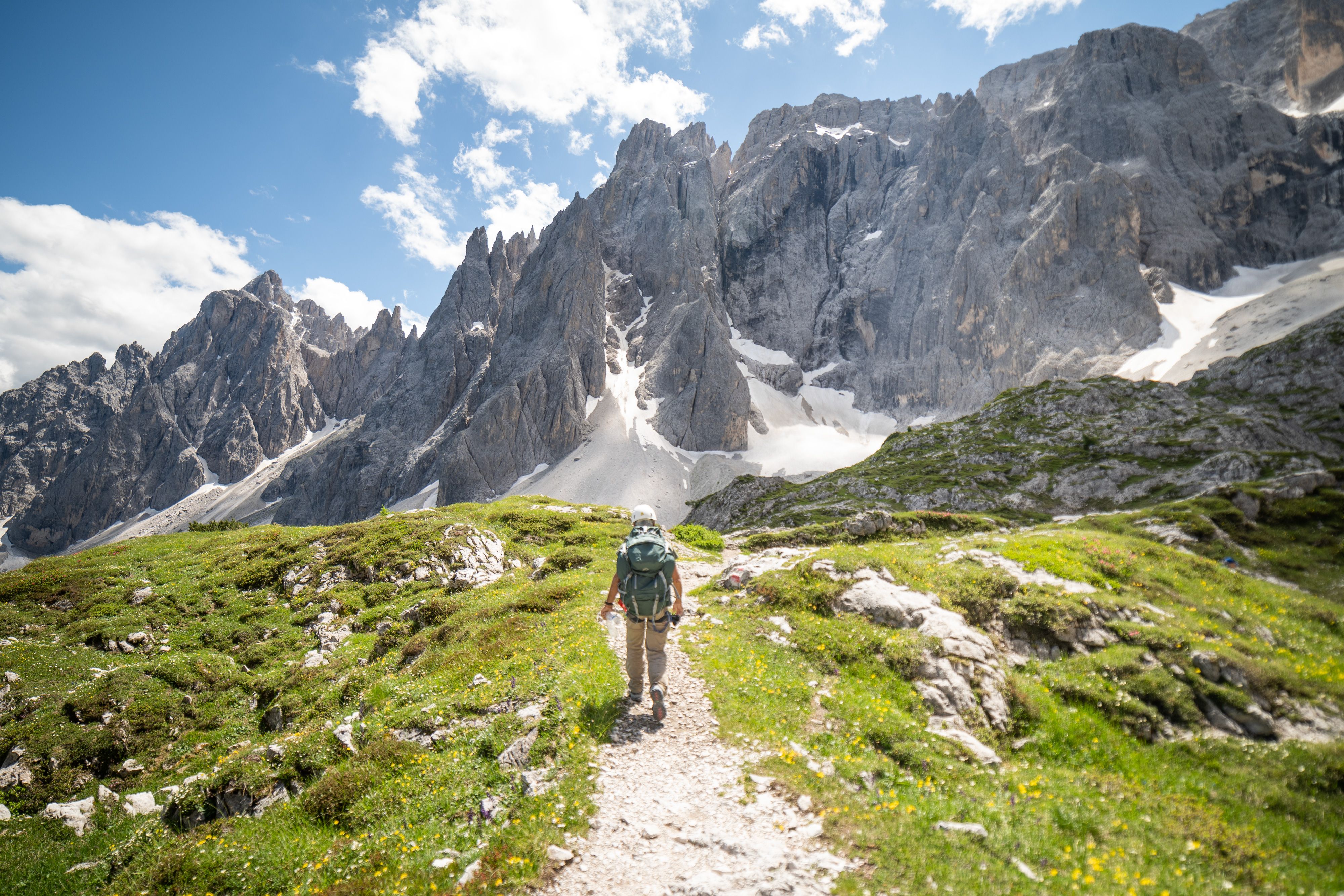 Backcountry vs. frontcountry gear: choosing the right kit