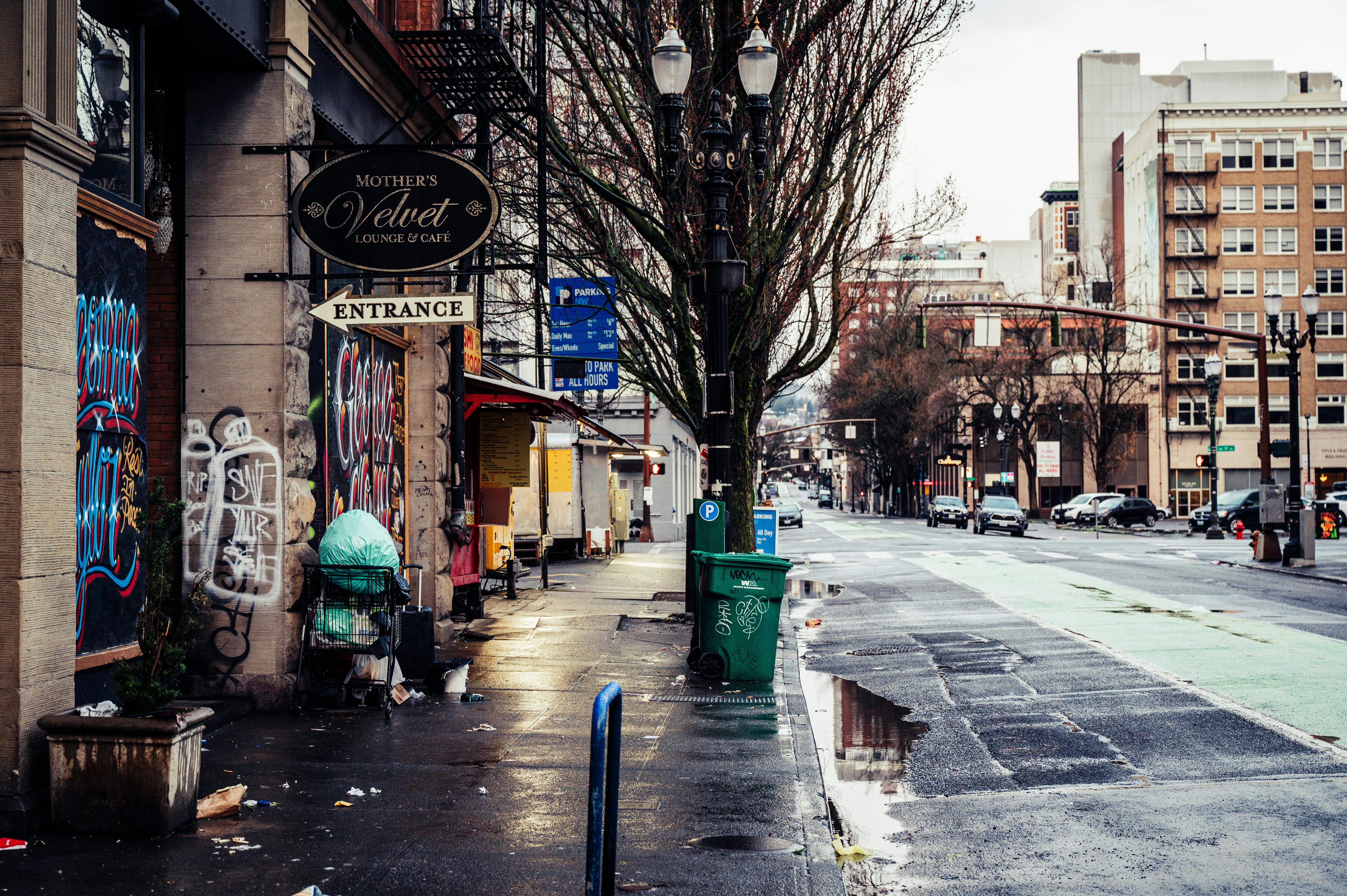 Portland leaders propose tax cut for small businesses by raising exemption threshold — Photo by Brett Sayles on Pexels