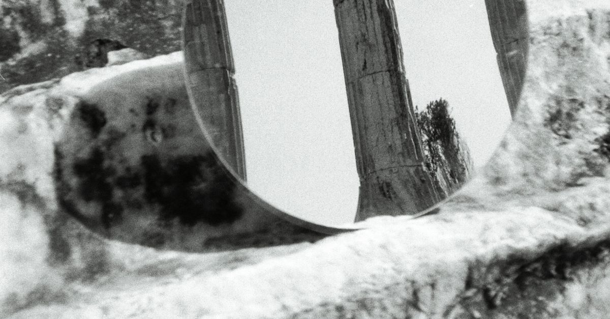 Column Reflection Ancient Column Reflection in Mirror · Free Stock Photo
