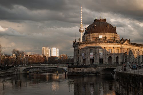 Fotobanka s bezplatnými fotkami na tému Berlín, Bode-múzeum, budova