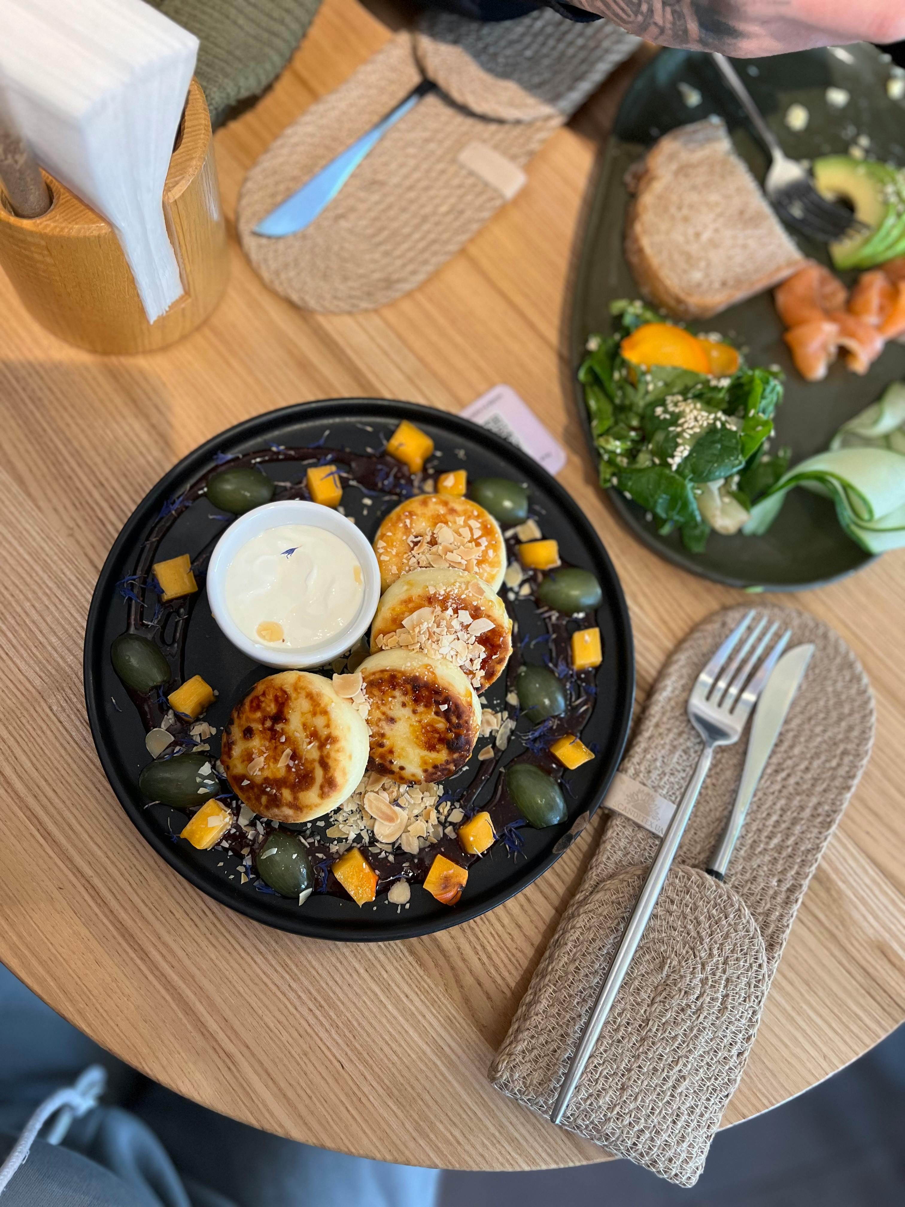 The 5 Best Melamine dinnerware set 2026: Review & Comparison