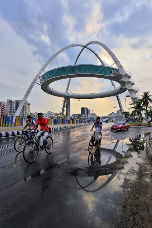 Gratis stockfoto met attractie, biswa bangla poort, fietsen