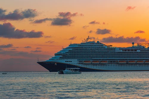 Gratis stockfoto met cruiseboot, hemel, passagiersvaartuigen